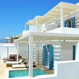 νumi Boutique Mykonos Town